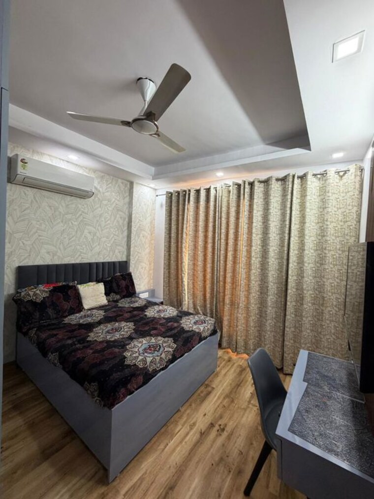 Bedroom, vipul-world-floors 3 Bedroom 1550 Sq.Ft. Builder Floor In Sector 48 Gurgaon 10158128