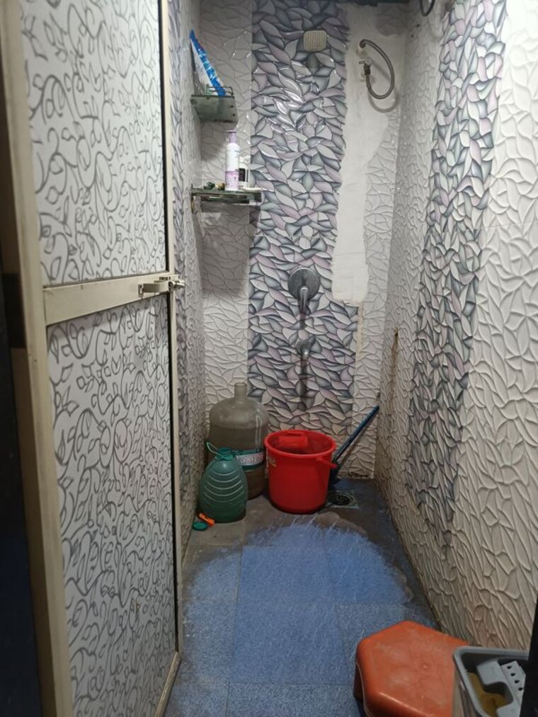 Bathroom, royal-palms-garden-view Studio 480 Sq.Ft. Apartment In Goregaon East Mumbai 10158138