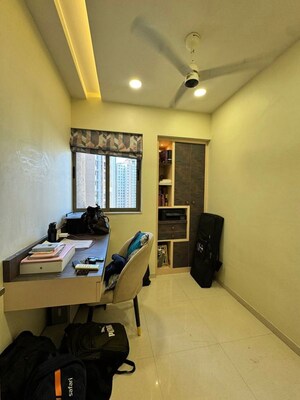 Dining area in 2.5 BHK Apartment at Lodha Splendora, Ghodbunder Road – for Sale