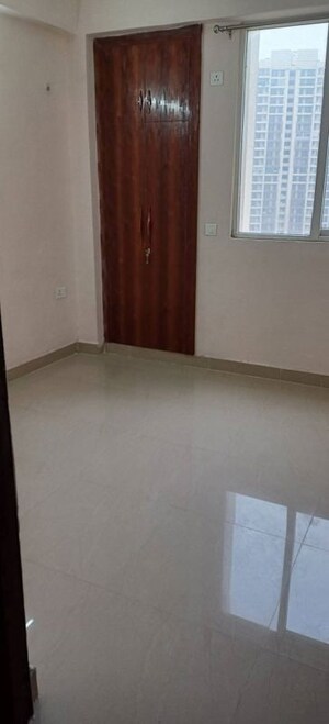 3 BHK Apartment For Rent in Amrapali Golf Homes, Sector 4 Greater Noida
