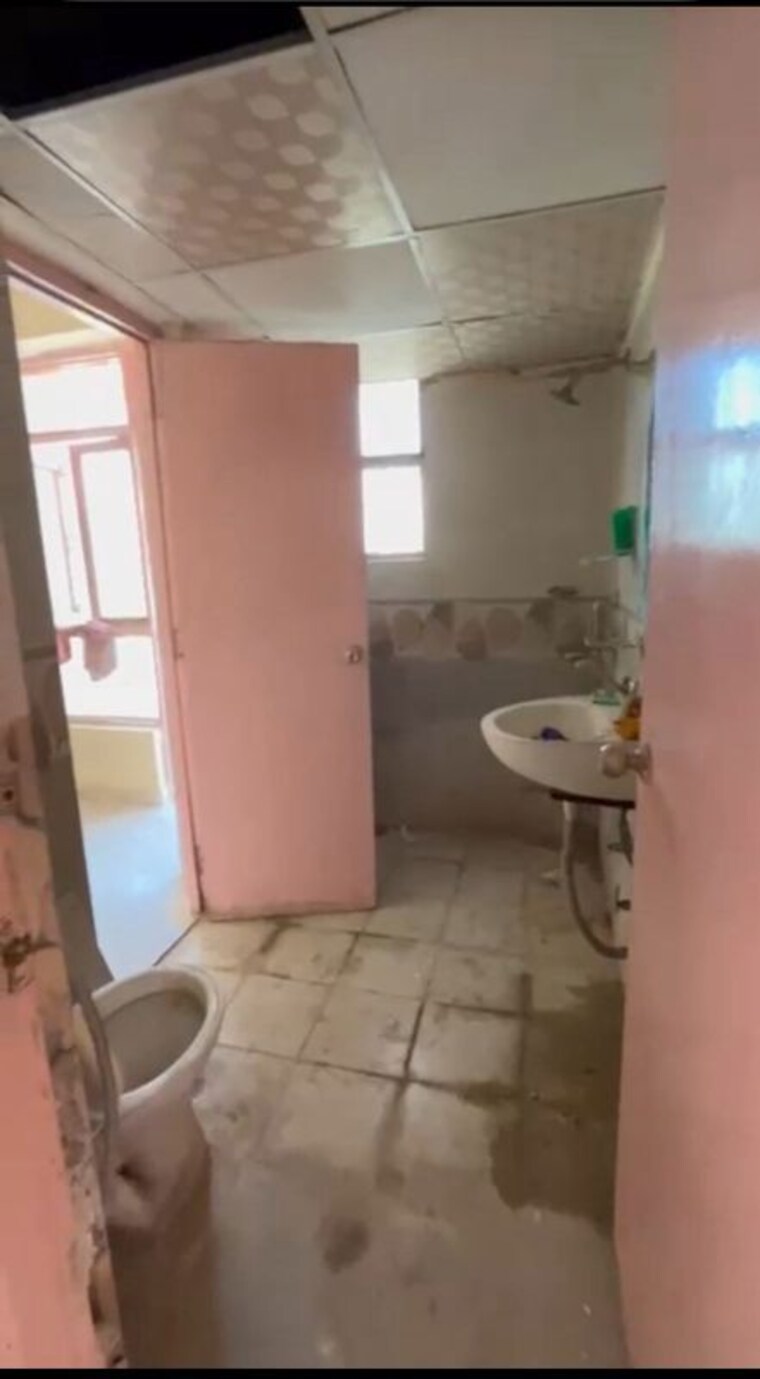 Bathroom, nitishree-aura-chimera 2 Bedroom 955 Sq.Ft. Apartment In Raj Nagar Extension Ghaziabad 10158176