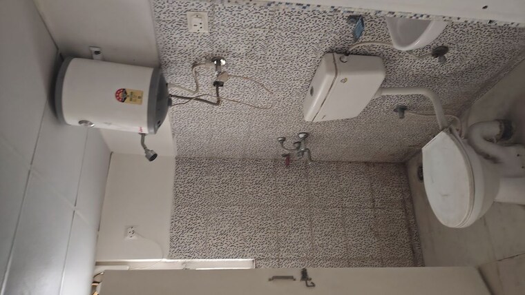 Bathroom, breez-global-heights 2 Bedroom 623 Sq.Ft. Apartment In Sohna Sector 33 Gurgaon 10158187