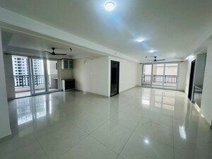 3 BHK Apartment For Rent in SMR Vinay Iconia Hyderabad, Kondapur