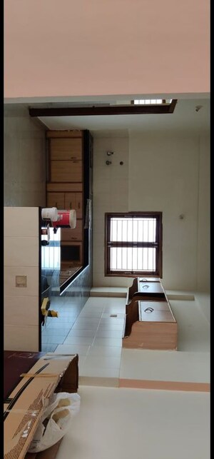 Room in 3 BHK Apartment at Shriram Suhaana, Yelahanka – for Rent