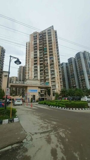 2 BHK Apartment – Exterior View View at Exotica Dreamville, Sector 16c Greater Noida - for Rent