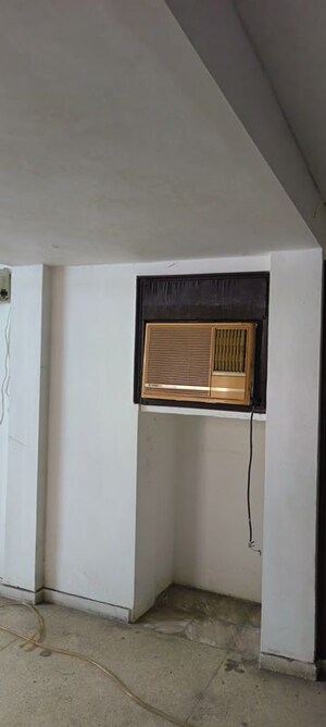 Furnished Amenities in 3 BHK Builder Floor at Kalkaji – for Rent