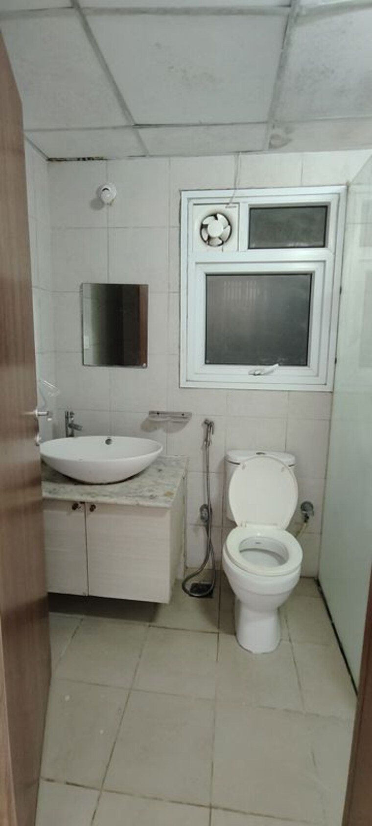 Bathroom, bhartiya-nikoo-homes 2 Bedroom 1059 Sq.Ft. Apartment In Thanisandra Main Road Bangalore 10158231