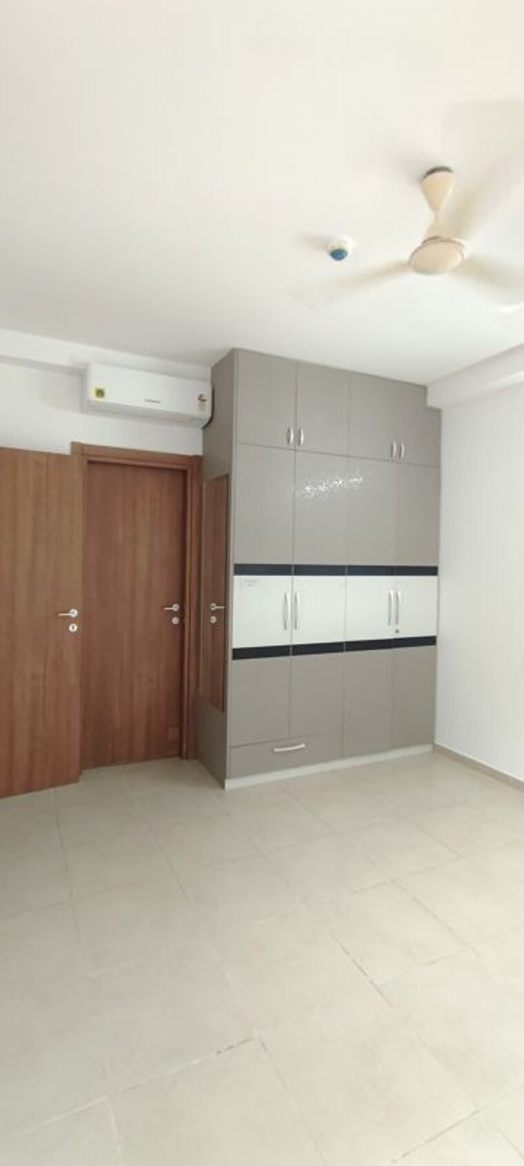 Room, bhartiya-nikoo-homes 2 Bedroom 1059 Sq.Ft. Apartment In Thanisandra Main Road Bangalore 10158231