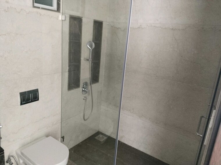 Bathroom, lokhandwala-minerva-mahalaxmi 3 Bedroom 1780 Sq.Ft. Apartment In Mahalaxmi Mumbai 10158228