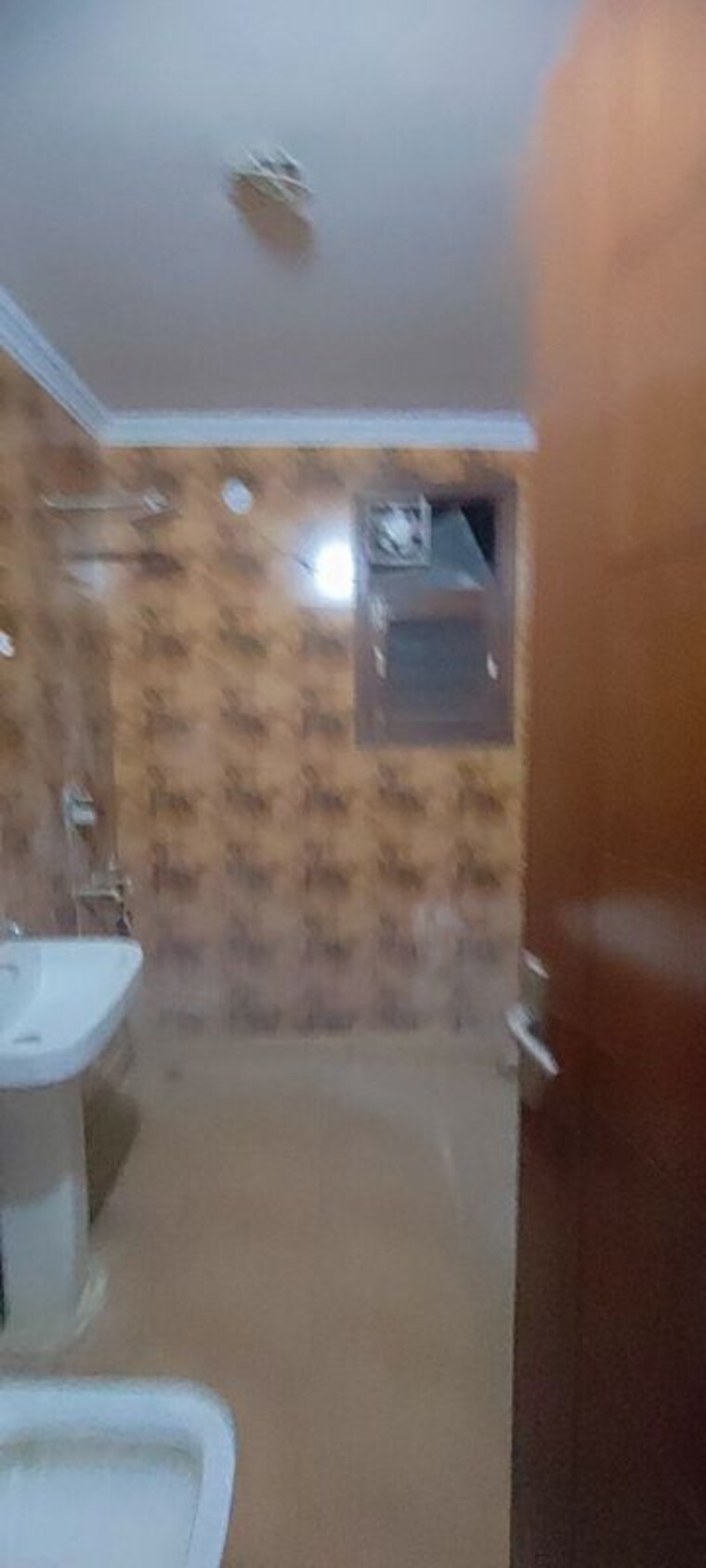 Bathroom, sector 85 3 Bedroom 2250 Sq.Ft. Builder Floor In Sector 85 Faridabad 10158238