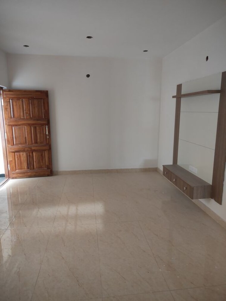 Room, lb shastri nagar 2 Bedroom 1200 Sq.Ft. Apartment In Lb Shastri Nagar Bangalore 10158266