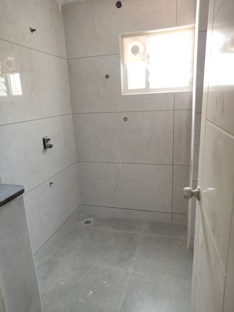 Bathroom, lb shastri nagar 2 Bedroom 1200 Sq.Ft. Apartment In Lb Shastri Nagar Bangalore 10158266