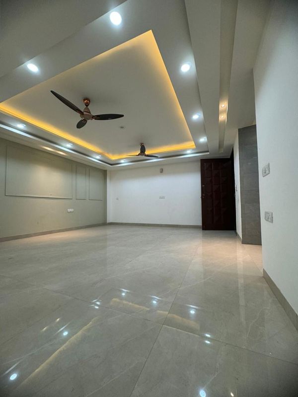 3 BHK + Servant Room Apartment For Rent in Palm Residency Chhatarpur
