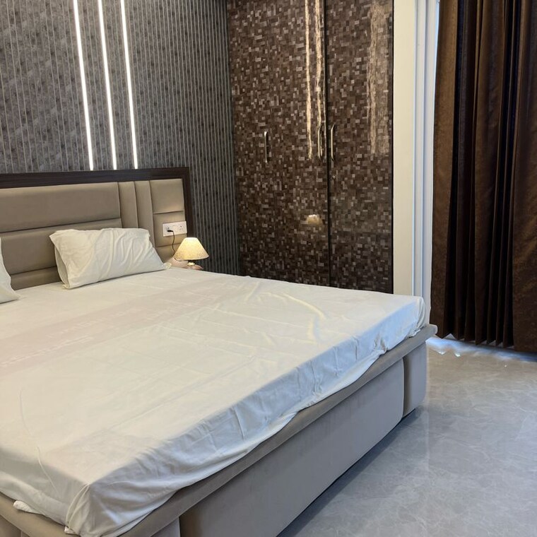 Bedroom, sector 97 2 Bedroom 1850 Sq.Ft. Builder Floor In Sector 97 Faridabad 10158170