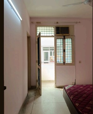 Building Lobby in 3 BHK Apartment at Unitech Residency Greens, Sector 46 – for Rent