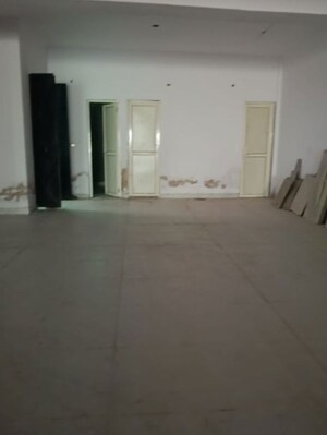 Room in  Office Space at Naraina Industrial Area Phase 1 – for Rent