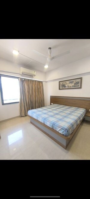 Bedroom in 2 BHK Apartment at Evershine CHS Malad, Malad West – for Rent