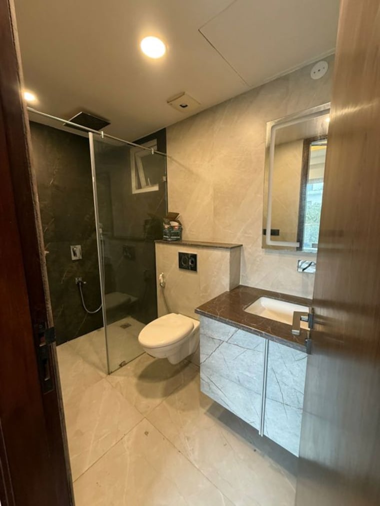 Kitchen, sushant lok i 4 Bedroom 360 Sq.Yd. Apartment In Sushant Lok I Gurgaon 10158312