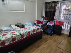 Bedroom in 2 BHK Apartment at Andheri West – for Rent