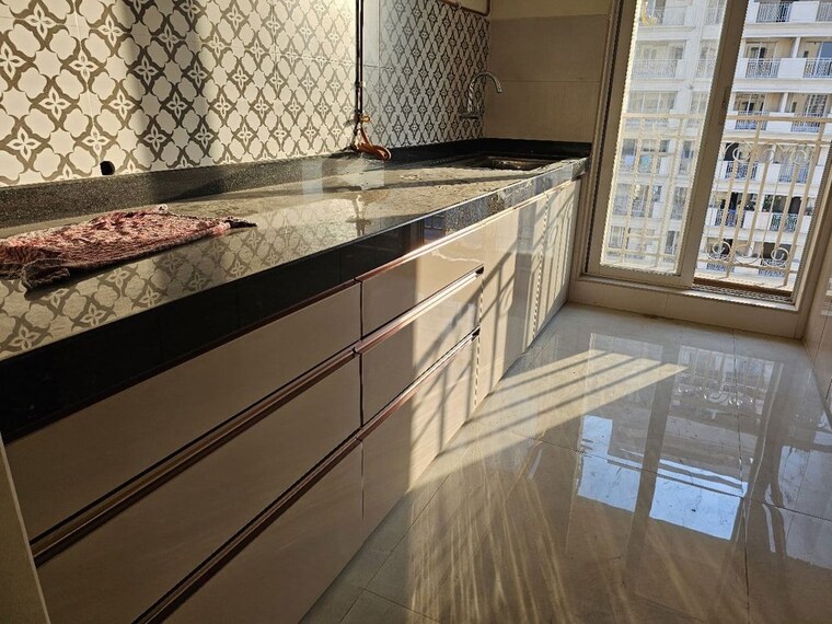 Balcony, shree-tirupati-stg-signature-residency 2 Bedroom 740 Sq.Ft. Apartment In Patlipada Thane 10158321