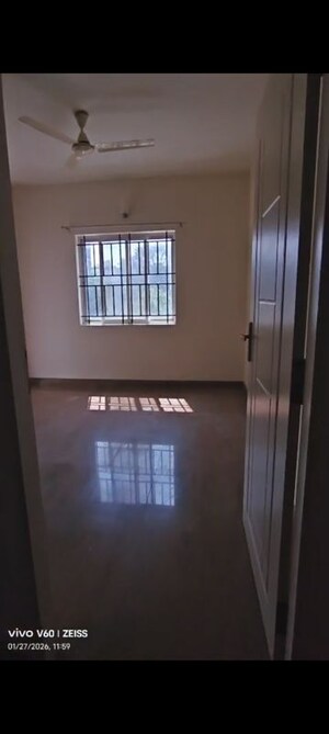 Room in 1 BHK Builder Floor at Hsr Layout Sector 3 – for Rent