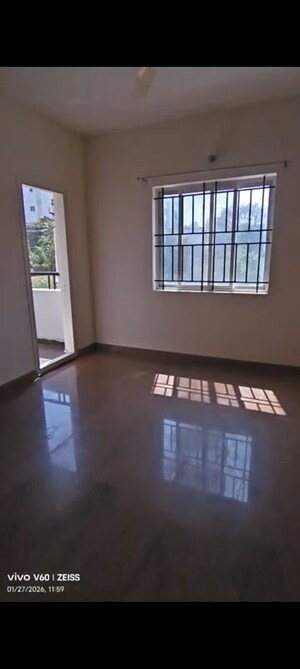 Room in 1 BHK Builder Floor at Hsr Layout Sector 3 – for Rent