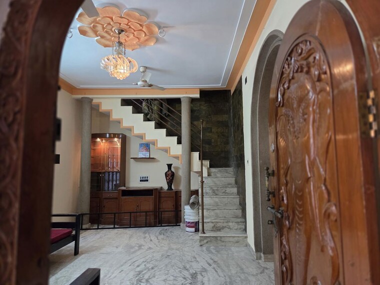 Living Room, sr-meadows 3 Bedroom 1200 Sq.Ft. Independent House In Murugesh Palya Bangalore 10158332