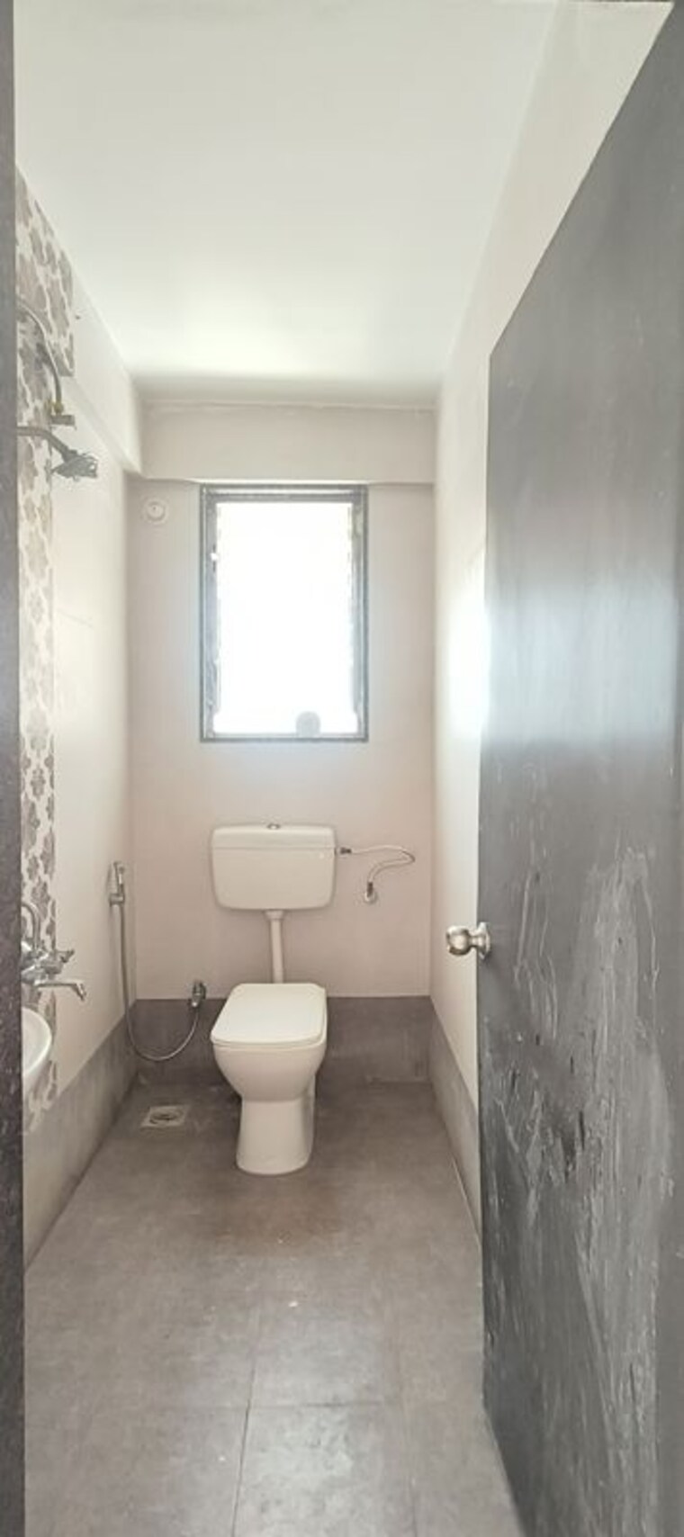 Bathroom, kalpataru-estate 2 Bedroom 950 Sq.Ft. Apartment In Pimple Gurav Pune 10141327