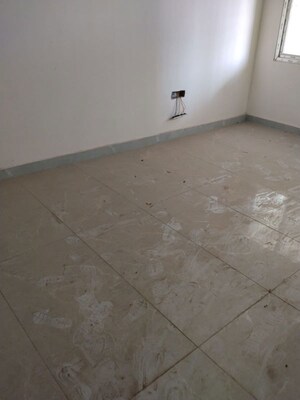 Room in 3 BHK Apartment at Hinoo – for Sale