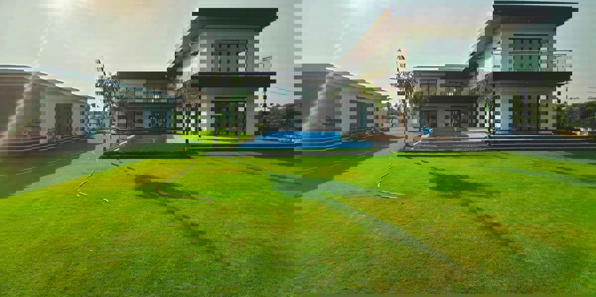 4 BHK + Pooja Room,Servant Room,Study Room,Extra Room 4000 Sq.Ft. Villa in Vipul Tatvam Villas