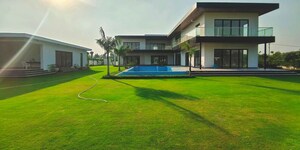 4 BHK Villa For Sale in Vipul Tatvam Villas, Sector 48