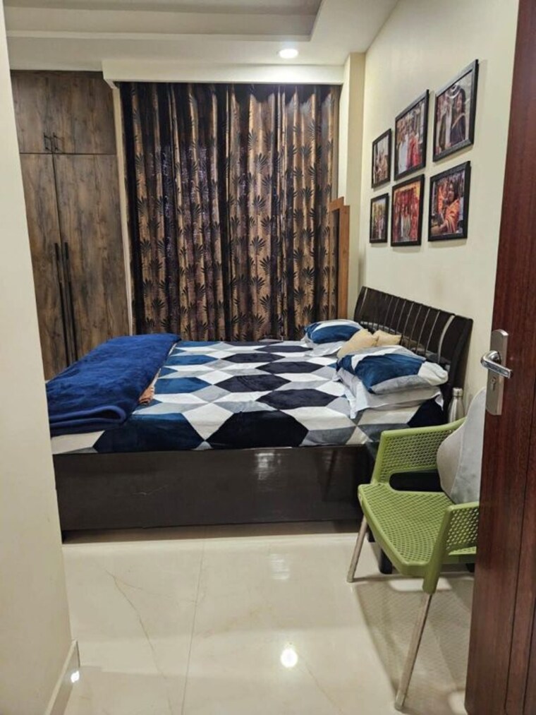 Master Bedroom, saket 2 Bedroom 1103 Sq.Ft. Builder Floor In Saket Delhi 10158396