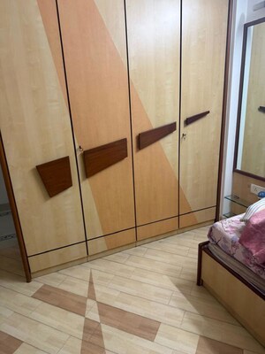 Furnished Amenities in 2 BHK Apartment at Shilp Tower, Lower Parel – for Rent