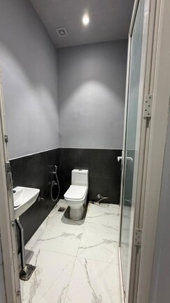 Office Space For Rent in Omaxe The Nile