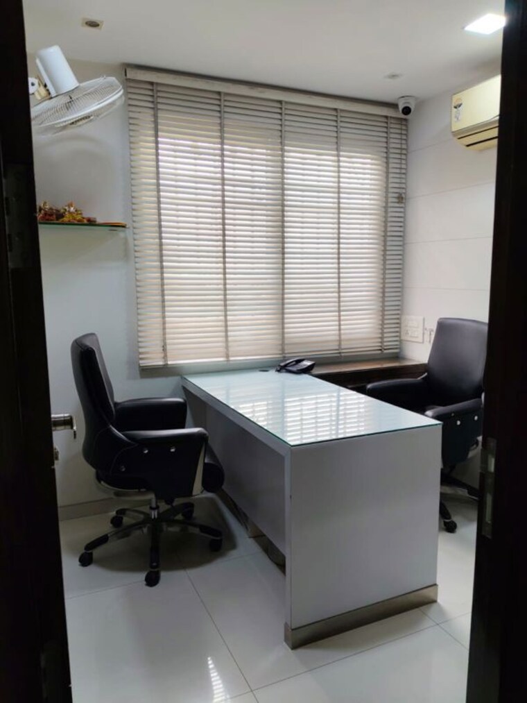 Team Area, shankar nagar Commercial Office Space 2000 Sq.Ft. In Shankar Nagar Raipur 10158411