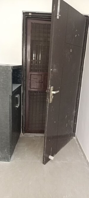 Furnished Amenities in 3 BHK Apartment at Antriksh Golf View - II, Sector 78 – for Rent