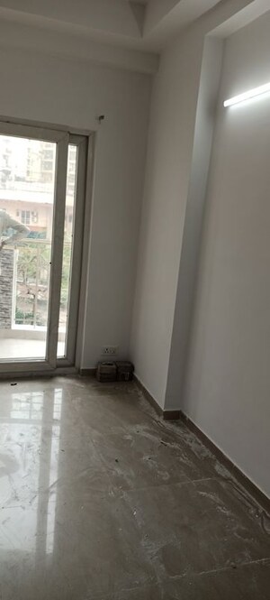 Building Lobby in 3 BHK Apartment at Antriksh Golf View - II, Sector 78 – for Rent