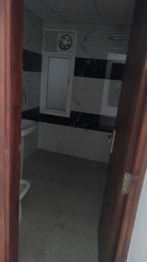 Bathroom in 3 BHK Apartment at Uninav Eden, Raj Nagar Extension – for Rent