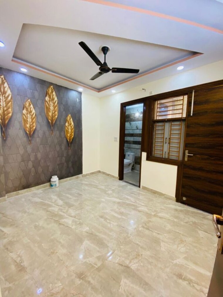 Bedroom, uttam nagar 3 Bedroom 2580 Sq.Ft. Apartment In Uttam Nagar Delhi 10158515