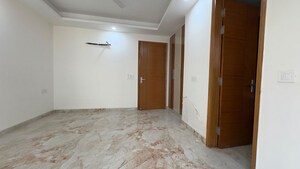 Room in 4 BHK Apartment at Palm Residency Chhatarpur, Chattarpur – for Rent