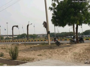  Shop – Garden View at Viridian Plaza 106 Phase 2, Sector 106 - for Sale