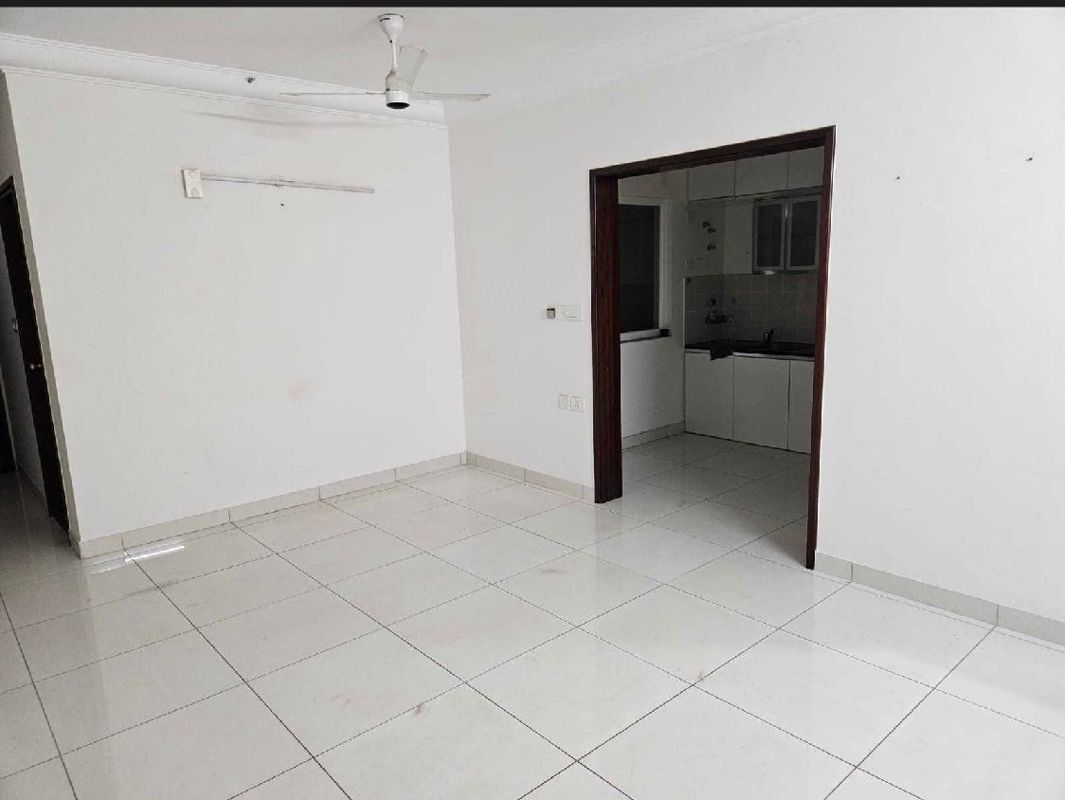 3 BHK + Study Room Apartment For Rent in Puravankara Palm Beach