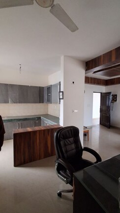 3 BHK + Pooja Room,Servant Room Apartment For Sale in ERA Redwood Residency