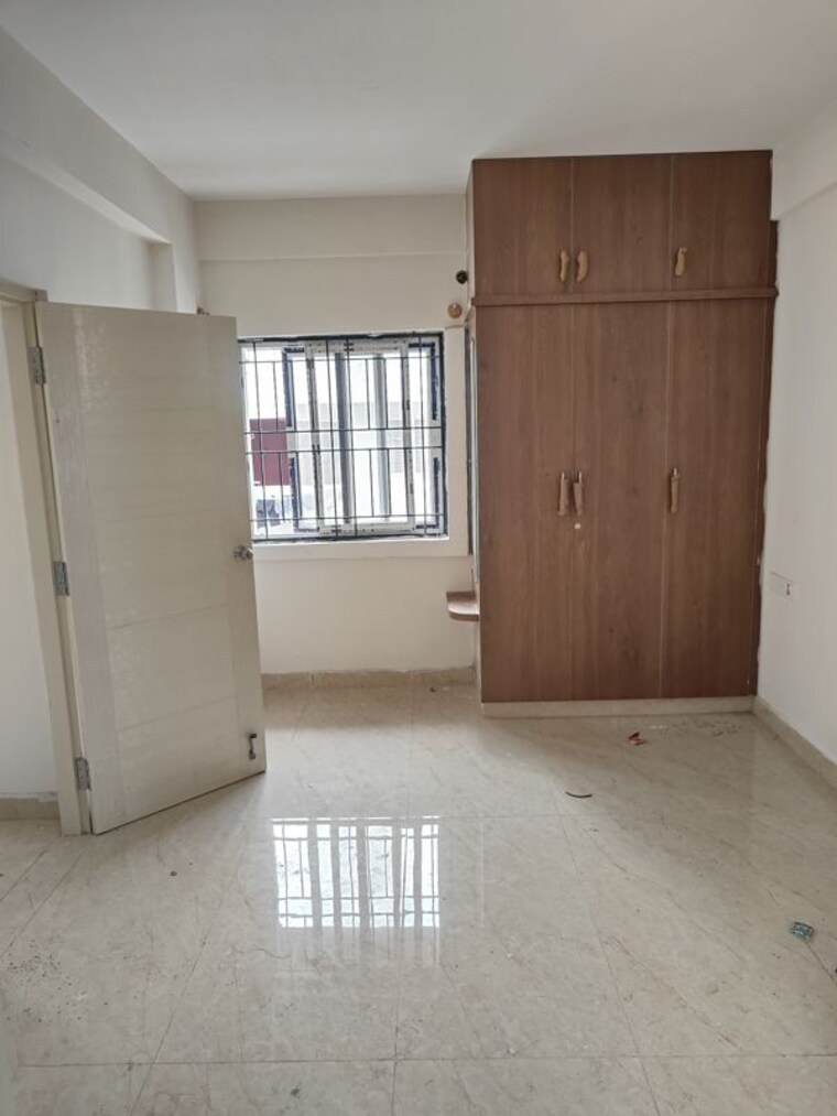 Room, lb shastri nagar 3 Bedroom 1400 Sq.Ft. Apartment In Lb Shastri Nagar Bangalore 10158653