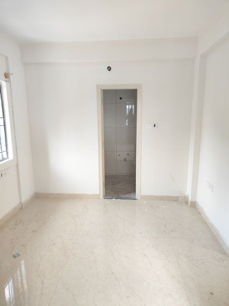 Room, lb shastri nagar 3 Bedroom 1400 Sq.Ft. Apartment In Lb Shastri Nagar Bangalore 10158653