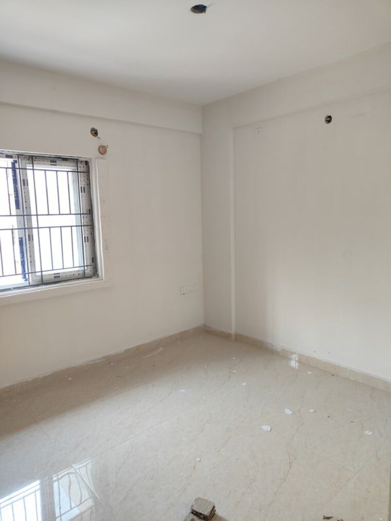 Room, lb shastri nagar 3 Bedroom 1400 Sq.Ft. Apartment In Lb Shastri Nagar Bangalore 10158653