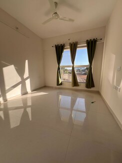 3 BHK + Pooja Room,Servant Room,Study Room,Extra Room,Basement Apartment For Rent in Pride Purple Park Titan
