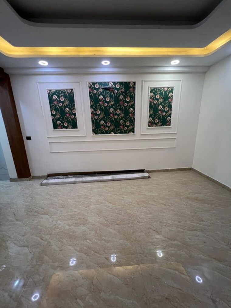  Parking, bptp-district-faridabad 3 Bedroom 1620 Sq.Ft. Builder Floor In Sector 81 Faridabad 10158726
