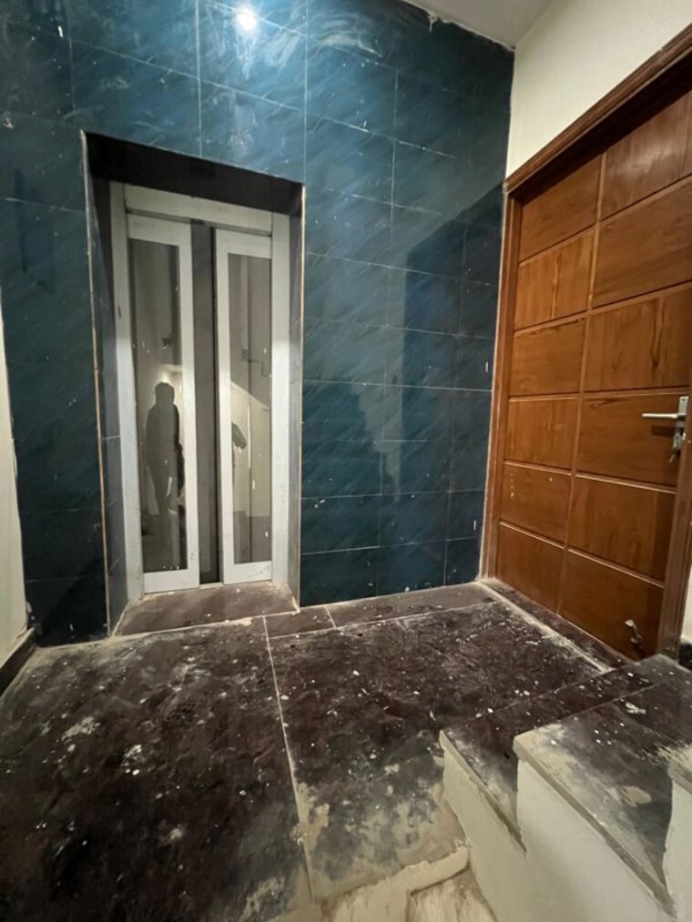 Room, bptp-district-faridabad 3 Bedroom 1620 Sq.Ft. Builder Floor In Sector 81 Faridabad 10158726