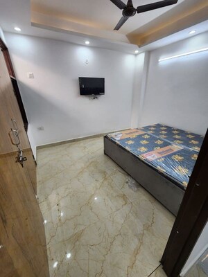 Bedroom in 1 BHK Builder Floor at Saket – for Rent